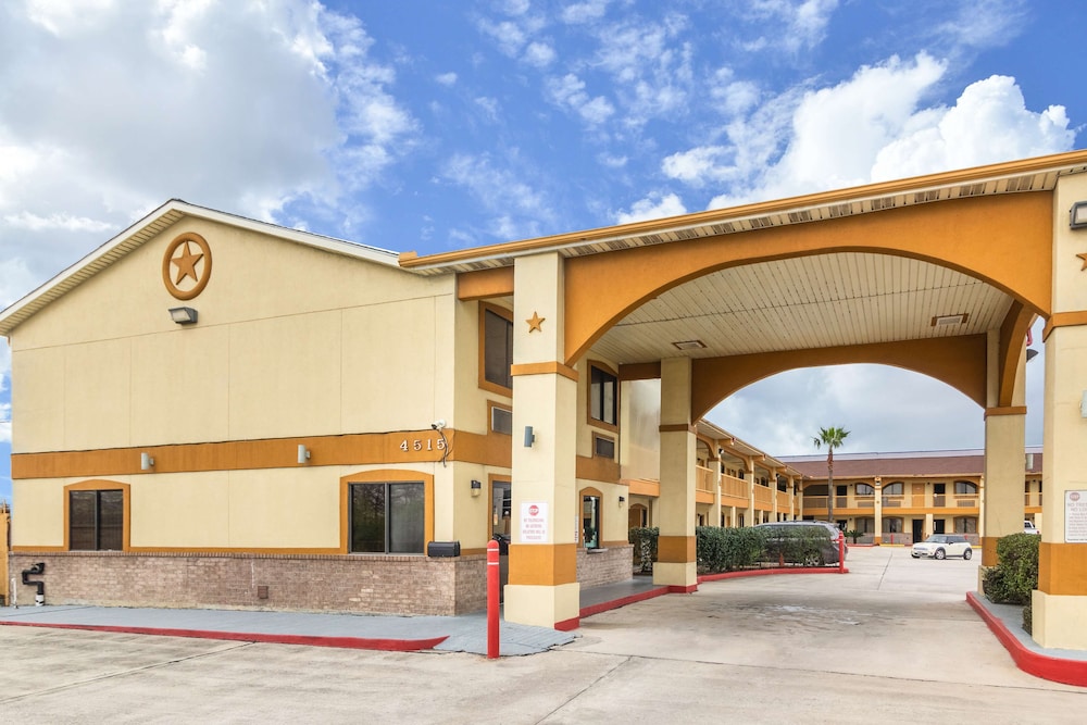 Americas Best Value Inn Houston Heights at I-45 1/40