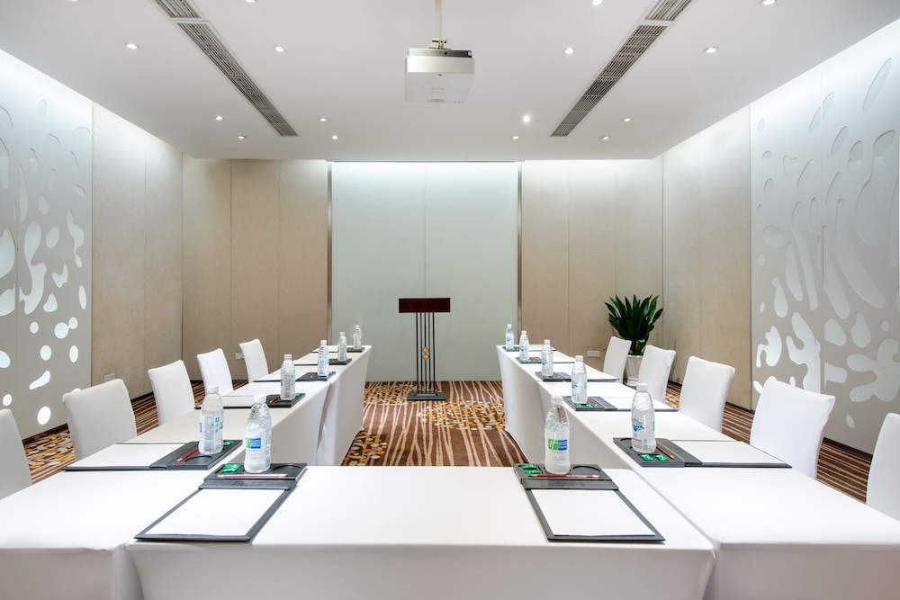 Holiday Inn Express Chengdu Gulou 57/72