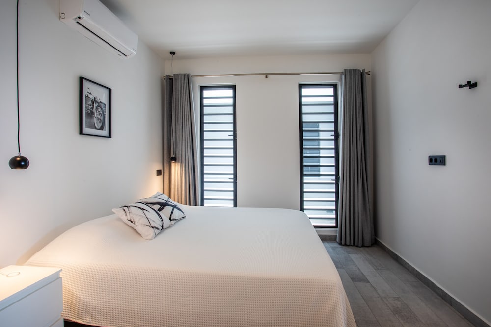 The Reef at Blue Bay Golf & Beach Resort 4/50