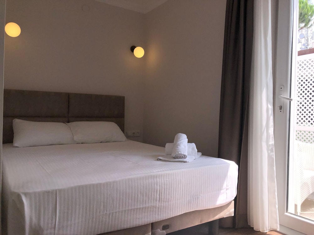 White Palace Otel 27/50