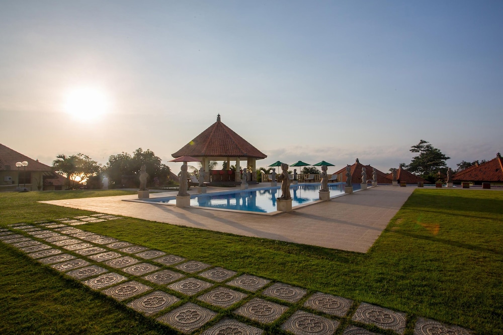 Taman Surgawi Resort And Spa 56/69