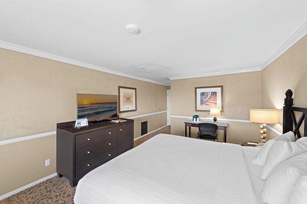 The Morgan Hotel San Simeon 5/50