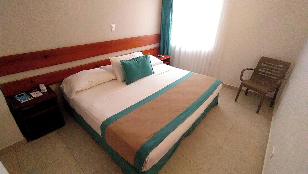 STANDARD, DOUBLE BED