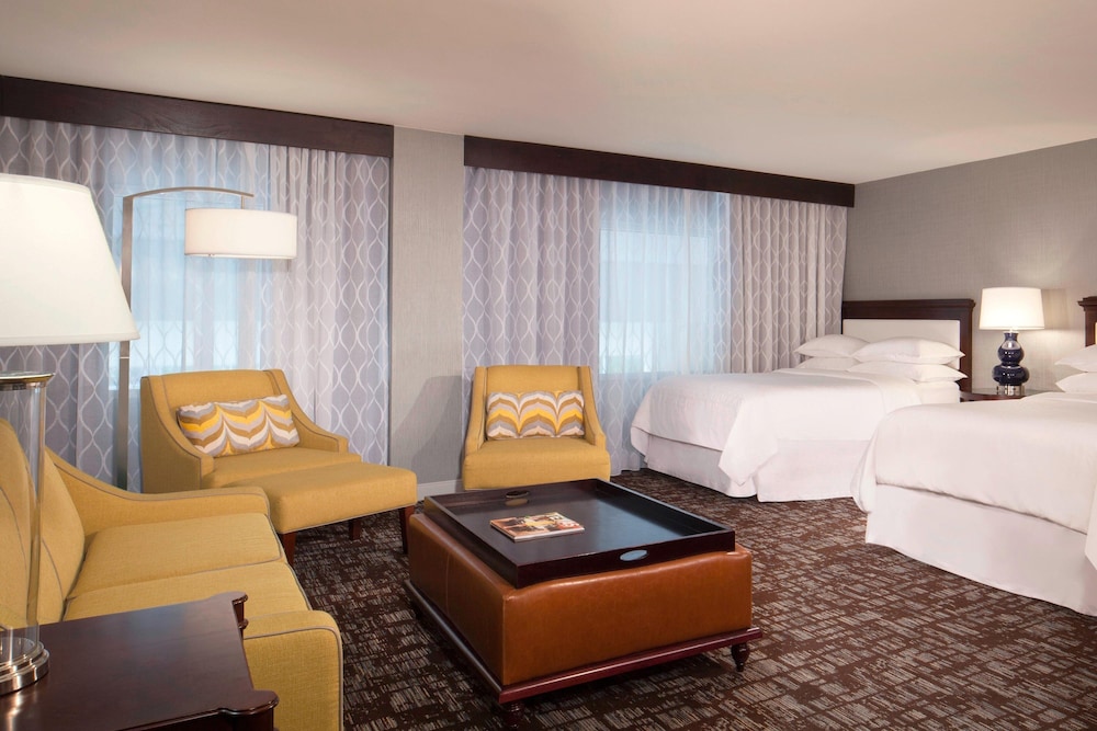Sheraton Arlington Hotel 15/41
