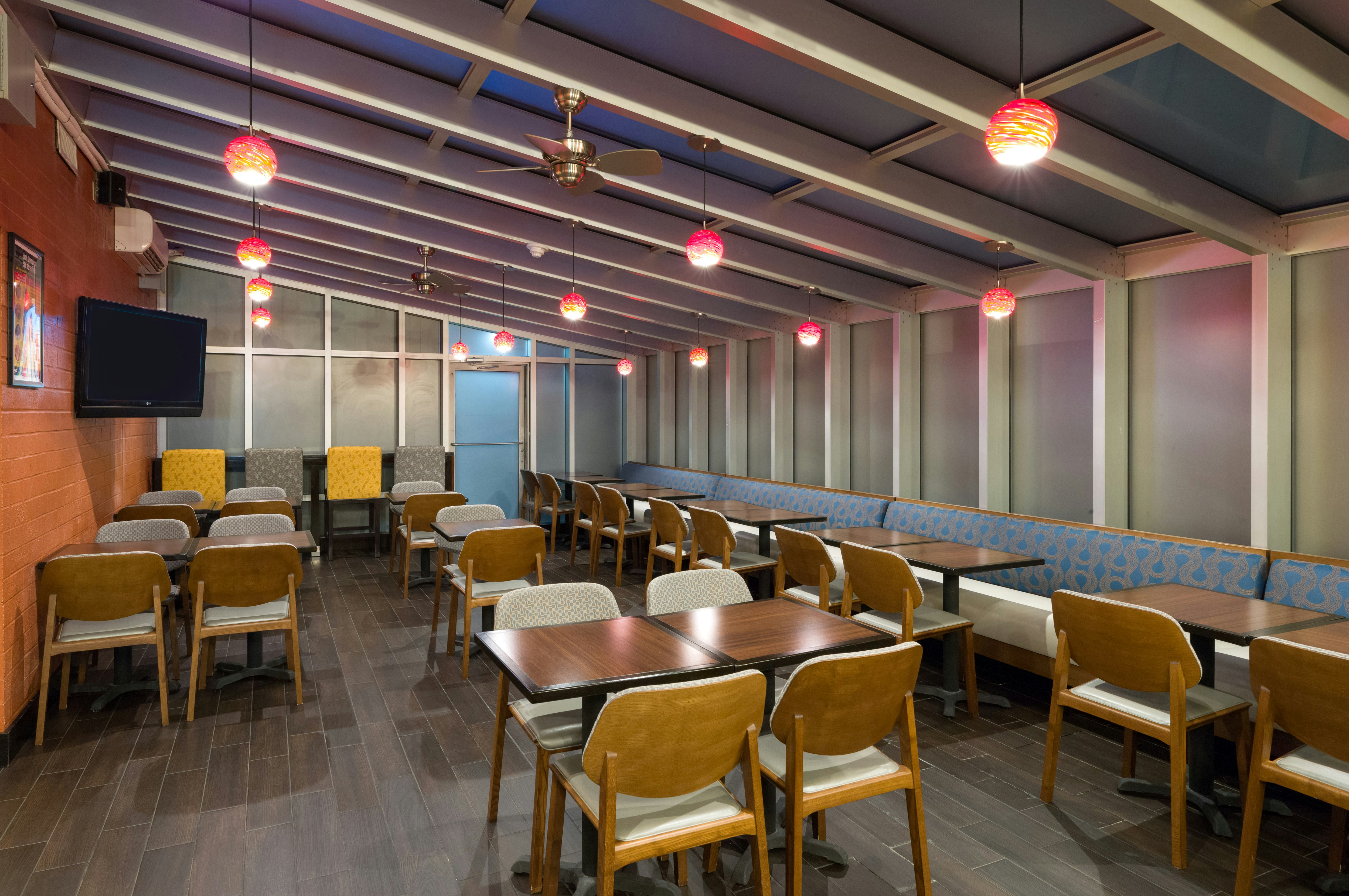 Hampton Inn Manhattan Times Square South 28/37