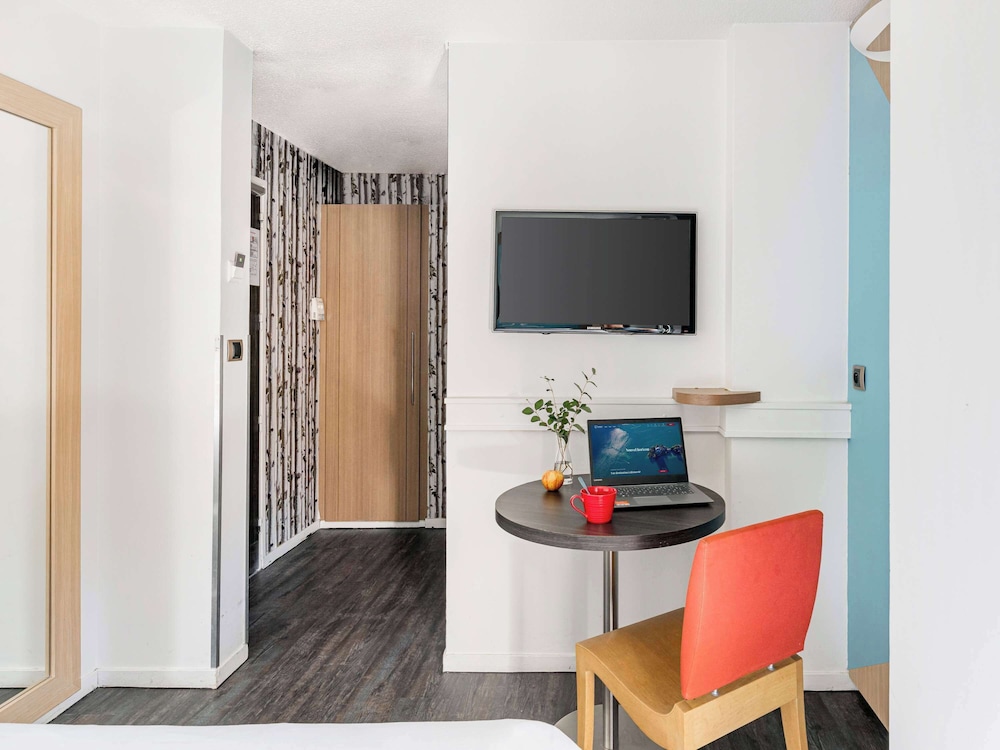 Ibis Styles Annecy Gare Centre 51/58