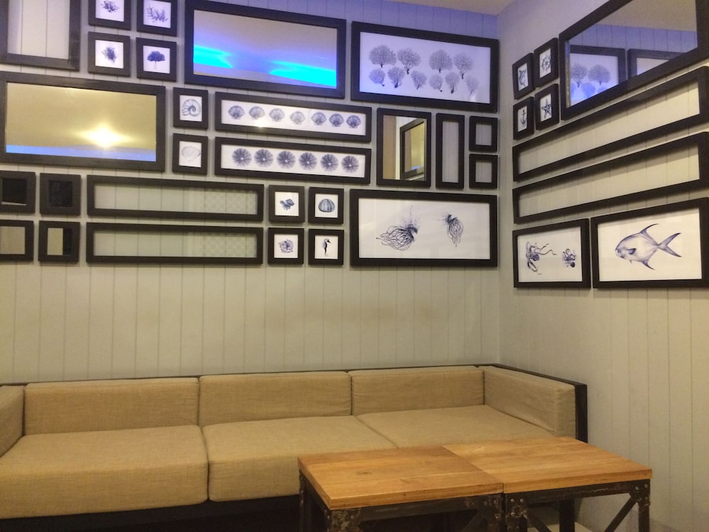 Hub Hua Hin 57 Hotel 55/72