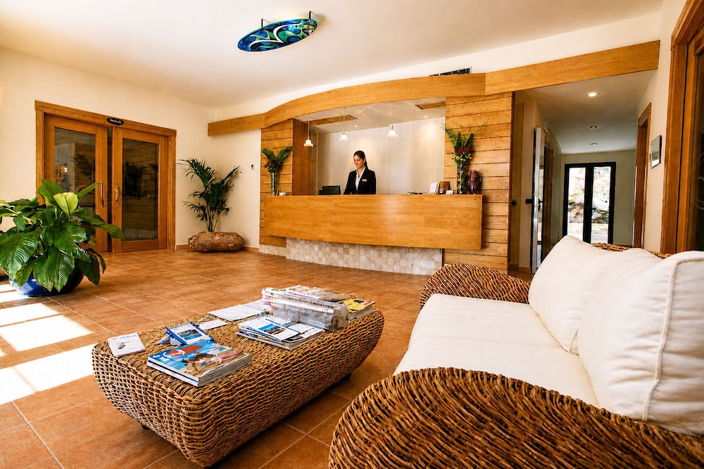 Villa Gustui Maris 10/56