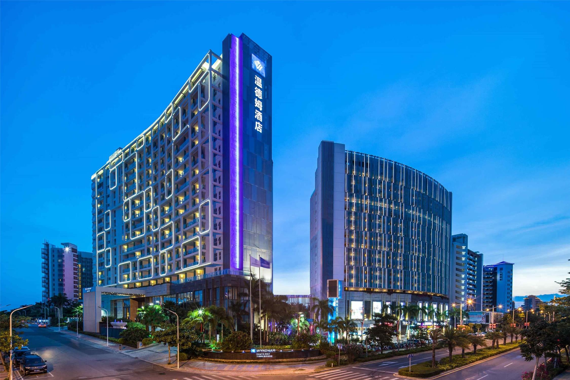 Wyndham Sanya Bay 3/43