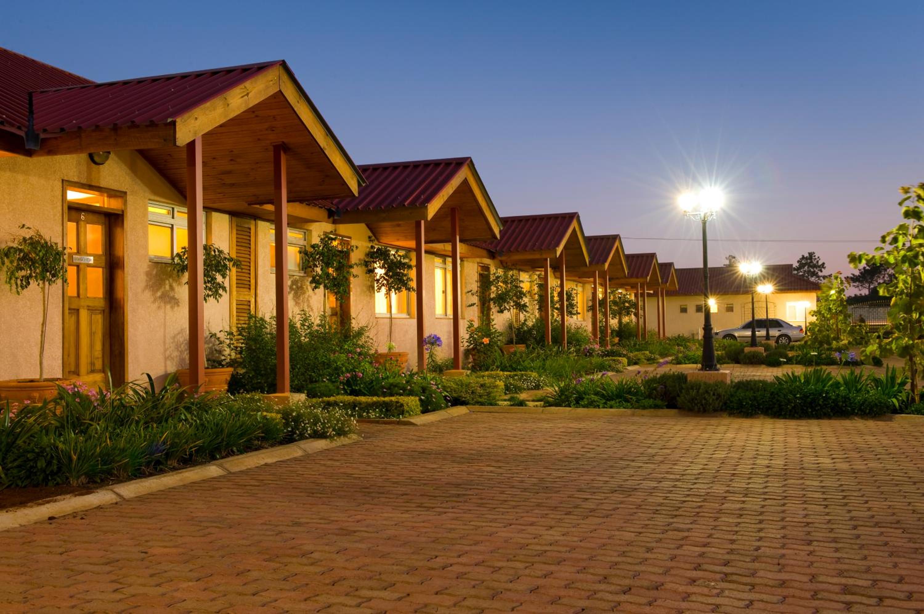 Shakespeare Court 34/43