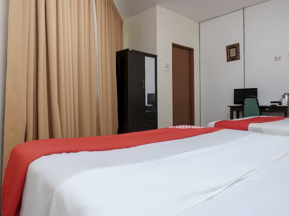 OYO 90180 Gemilang Hotel Kerteh 19/29