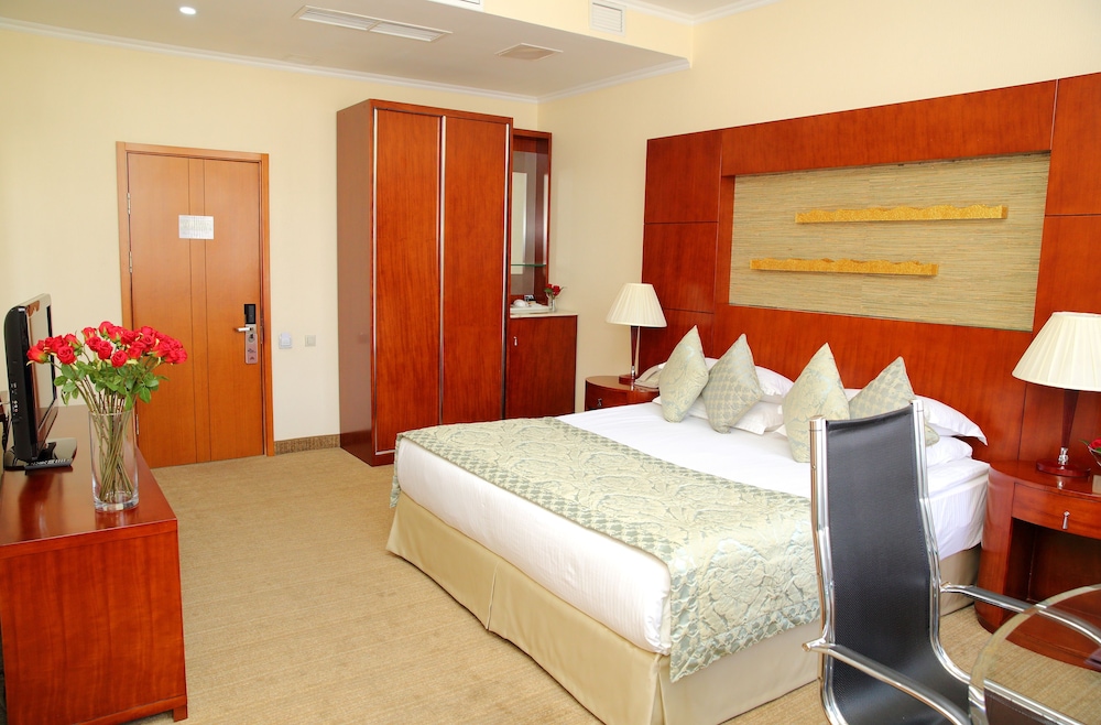 Park Hotel 3/50
