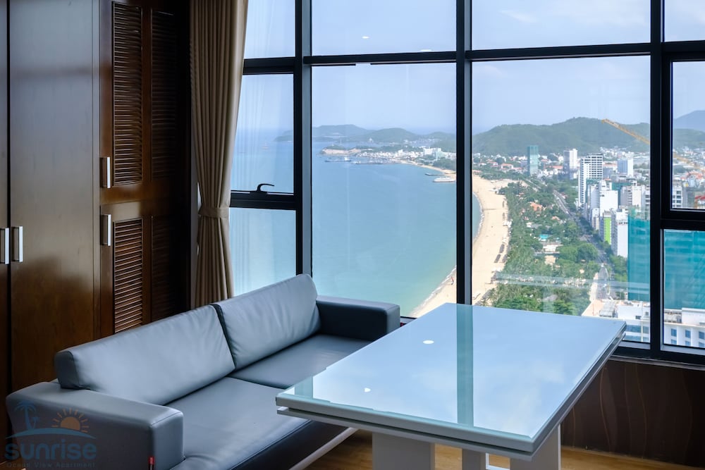 Sunrise Ocean View Apartment 48/77
