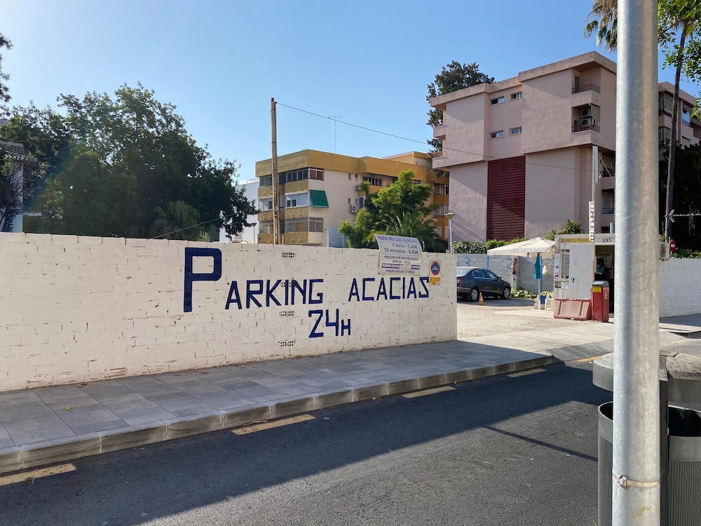 Hostal Moscatel 39/50