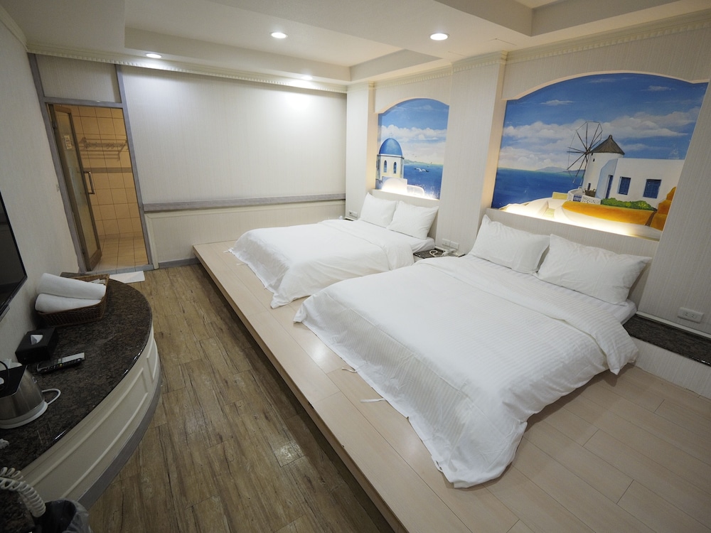 HeYue Hotel 4/55
