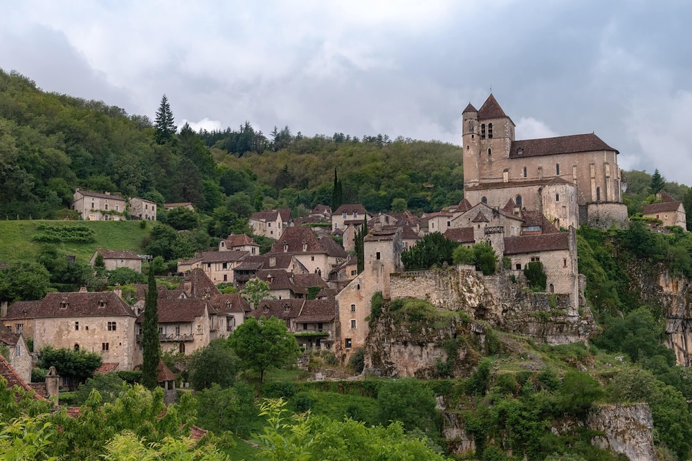 Le Domaine des Cazelles by Ateya Vacances 44/50