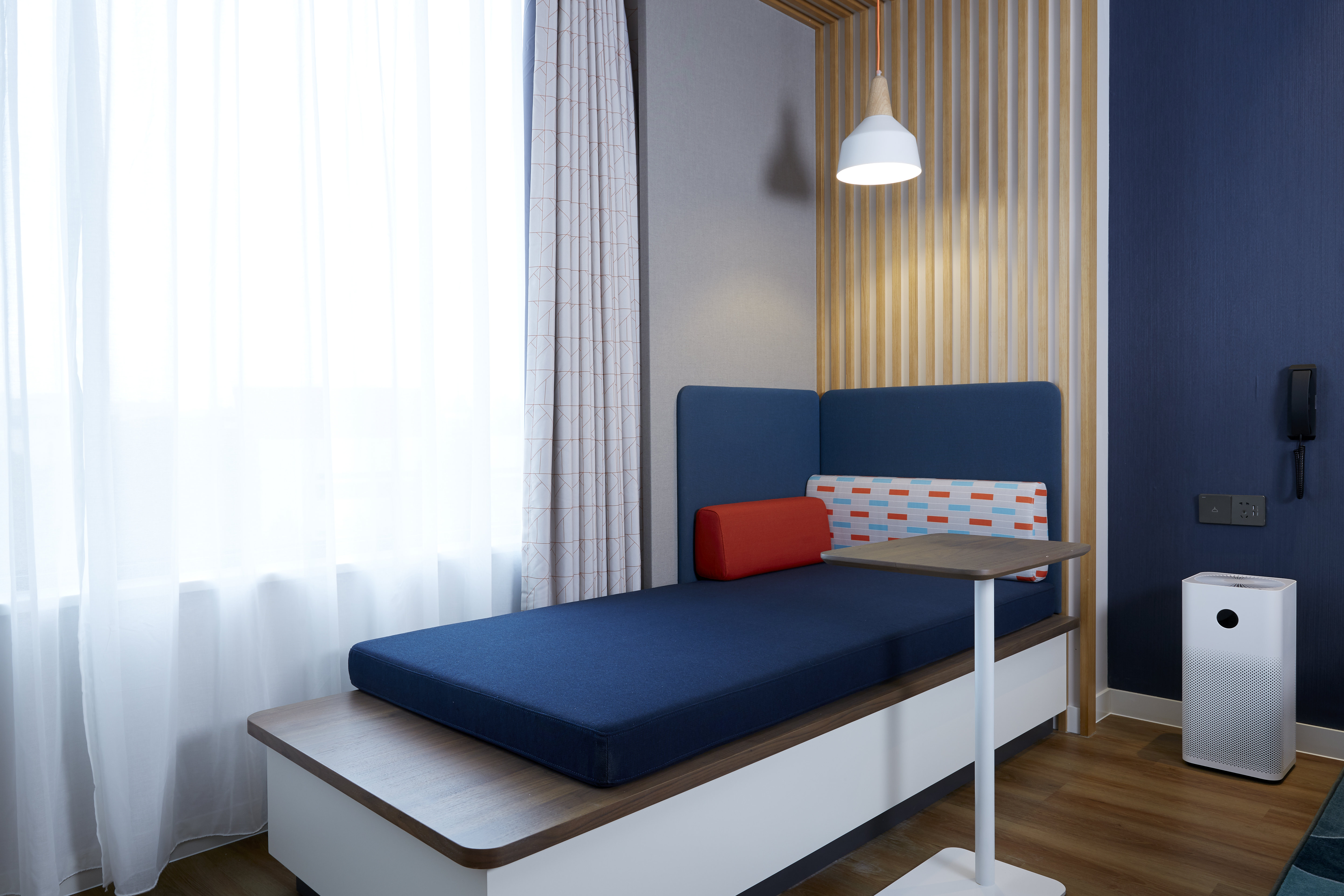 Holiday Inn Express Shanghai Kangqiao 14/33