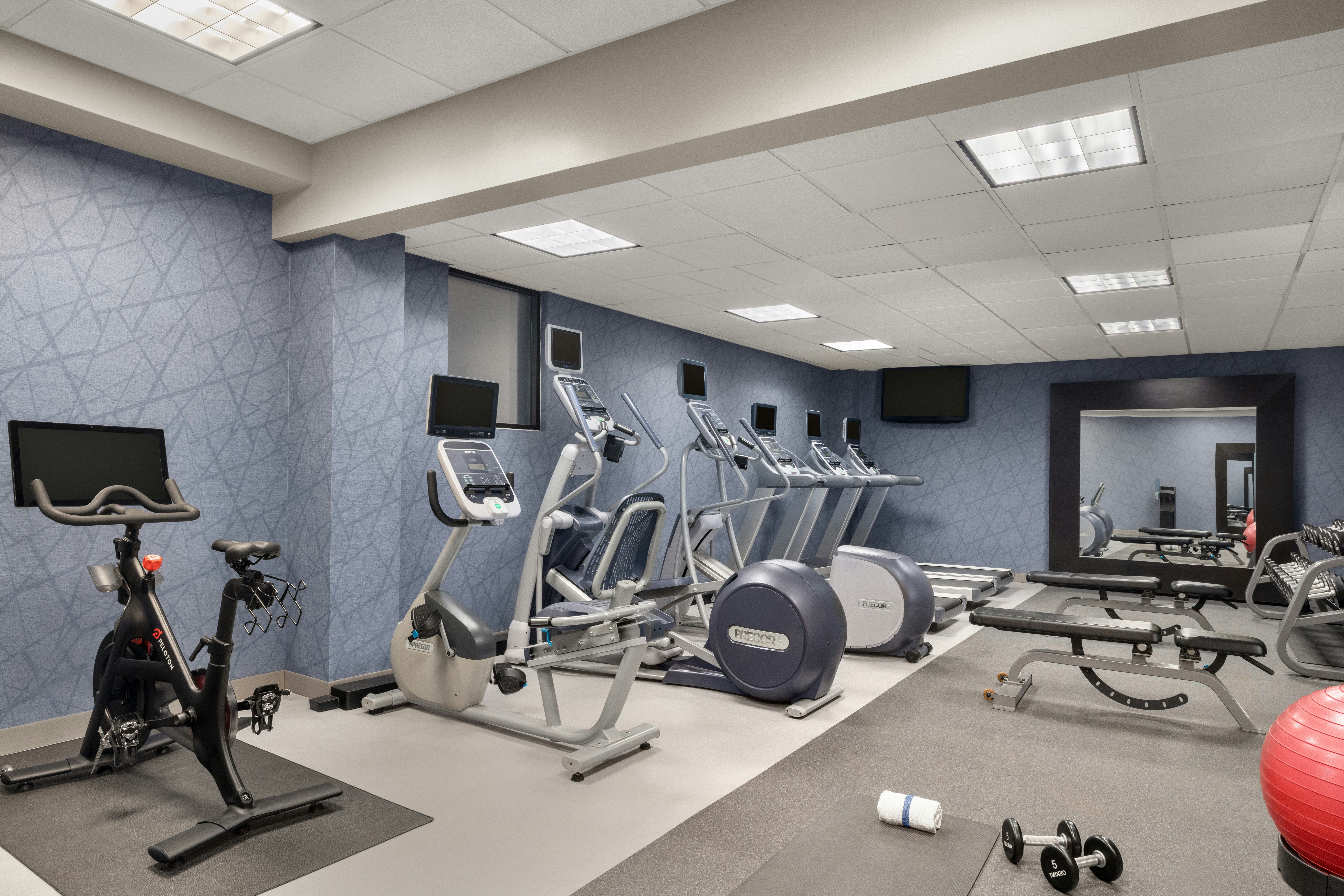 Homewood Suites By Hilton Indianapolis Carmel 26/51