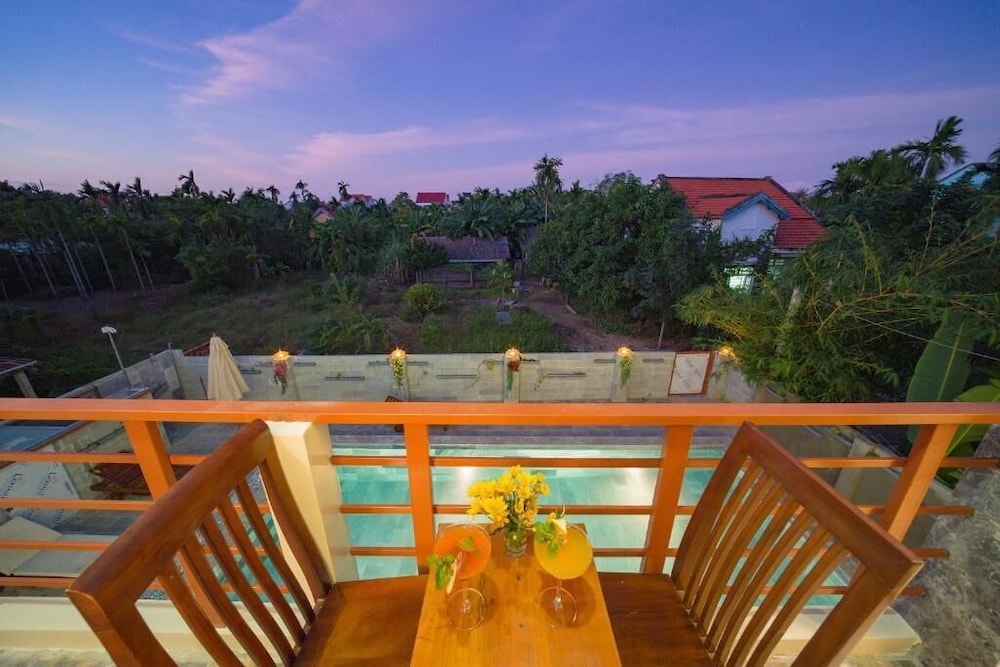 Herbal Tea Homestay 56/67