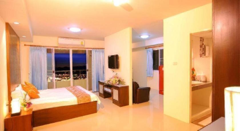 Grand Living Residence 16/64