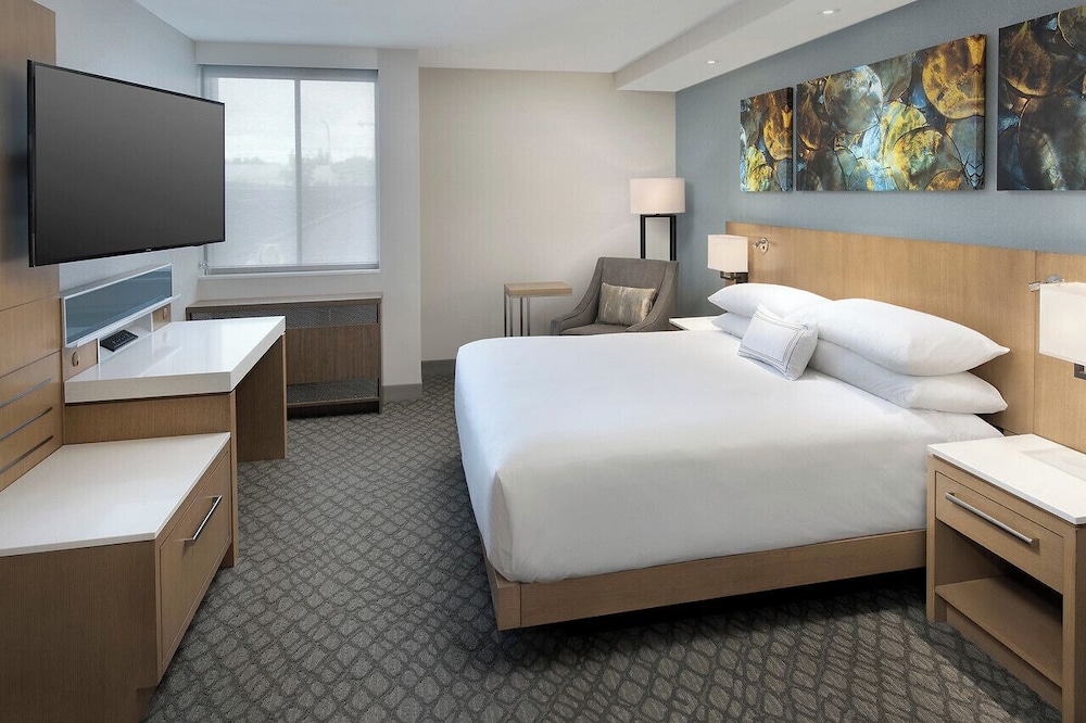 Delta Hotels Seattle Everett 12/44