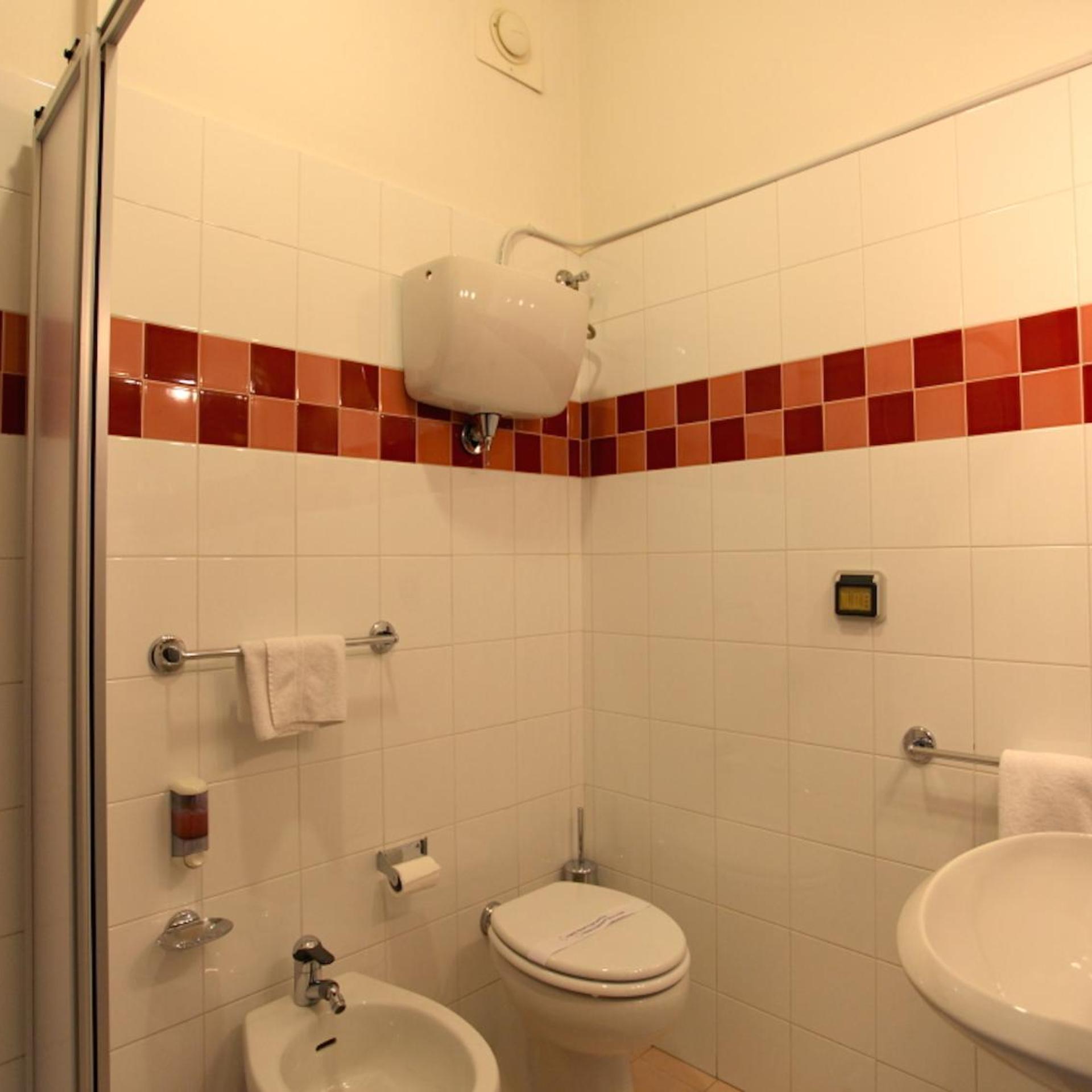 Euro Hotel 48/50