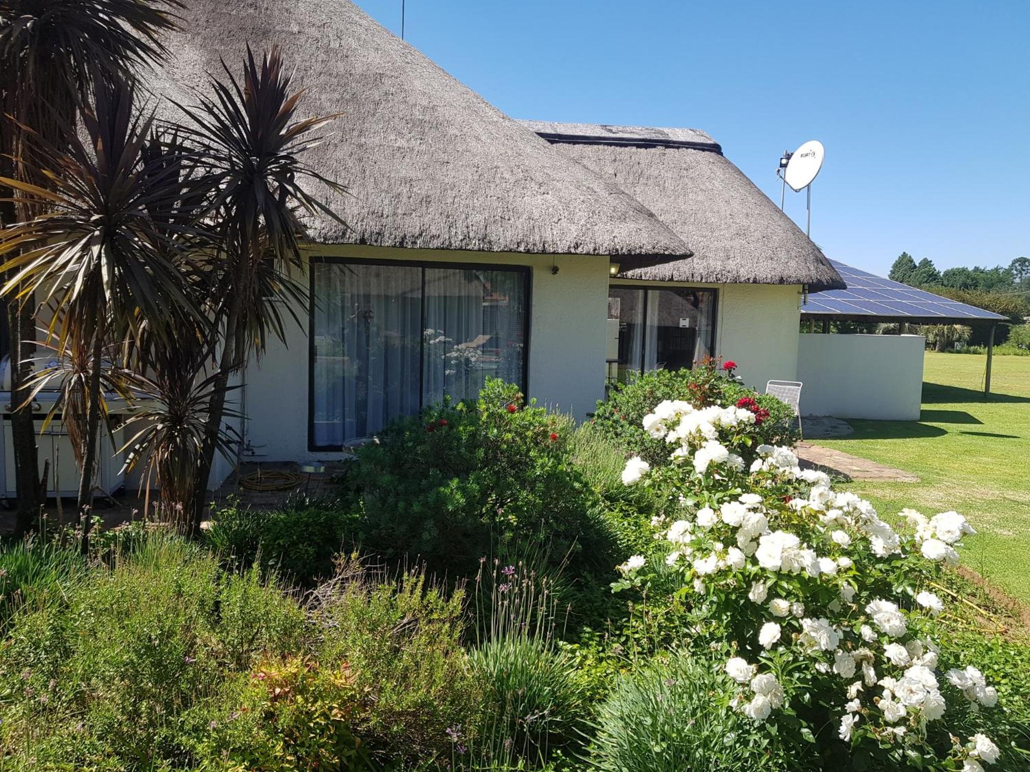 12 On Vaal Drive Guest House 12/15