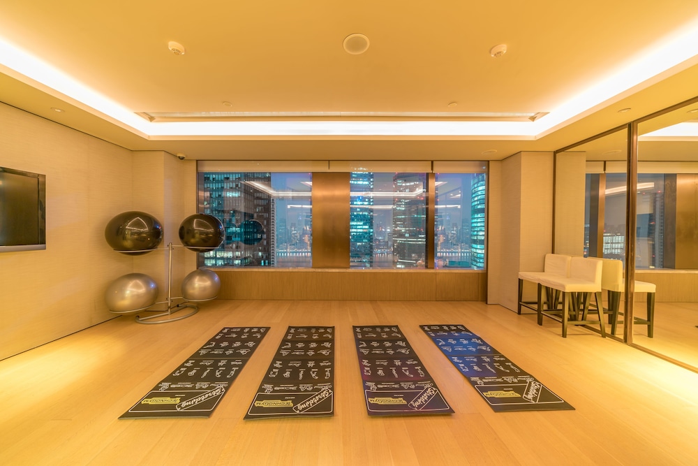 IFC Residence 26/32