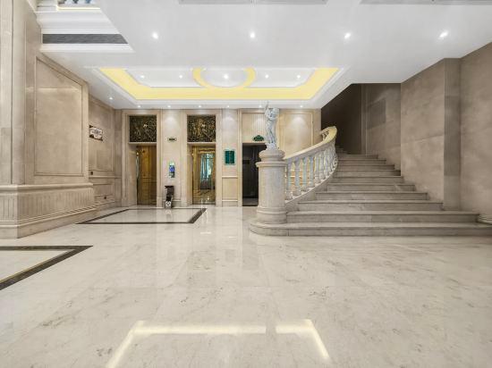 Vienna Hotel (Foshan Yihuan Lishui) 24/60