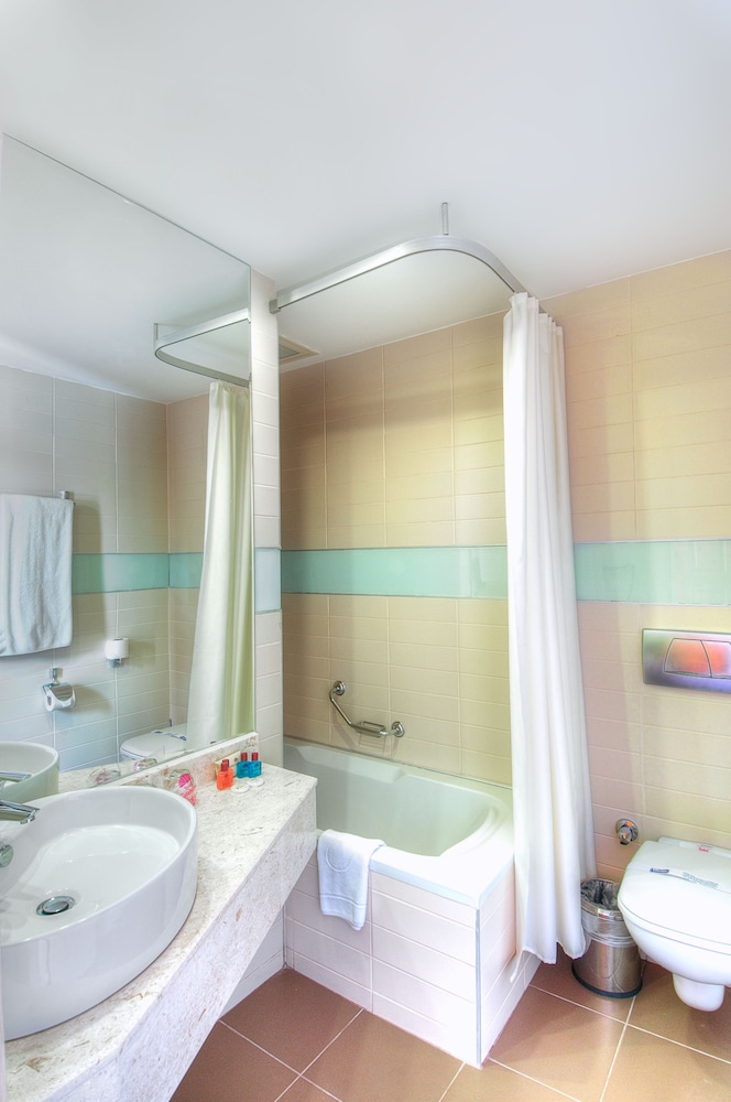 Hotel Golden Lotus 39/39