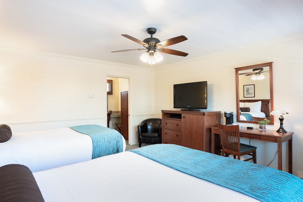 Brisas Del Mar Inn At The Beach 19/46