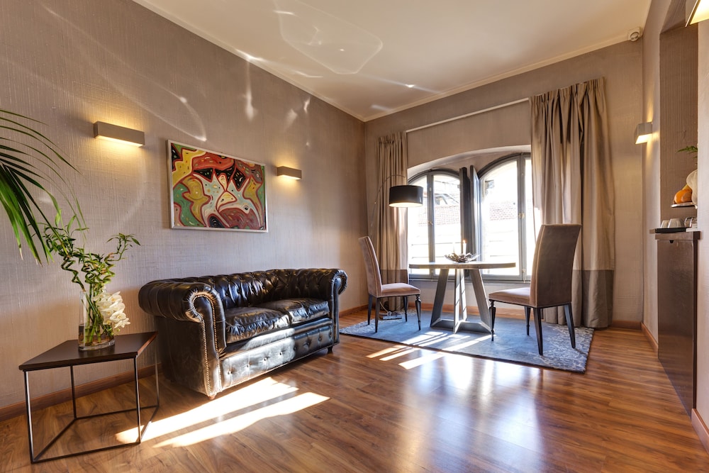 Dharma Luxury Hotel & Spa 54/70