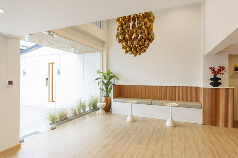 Takka Hotel - Bearing 4/11