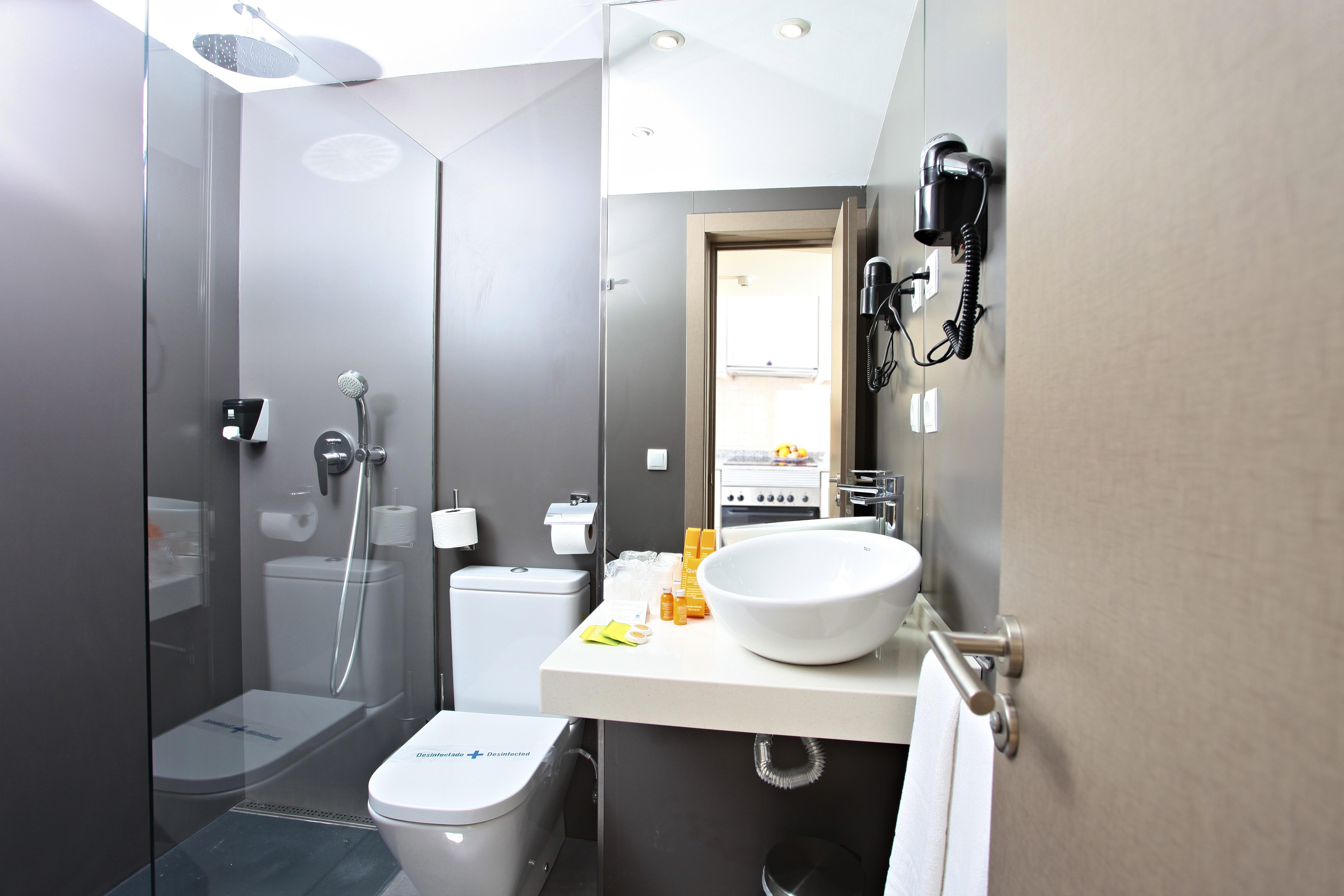 Junior Suite, Balcony or Terrace، Flamingo Beach Resort 2/2