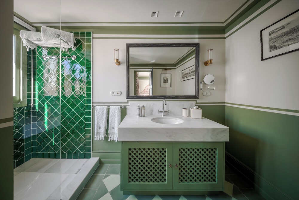 Cristine Bedfor Sevilla Boutique Hotel 63/63