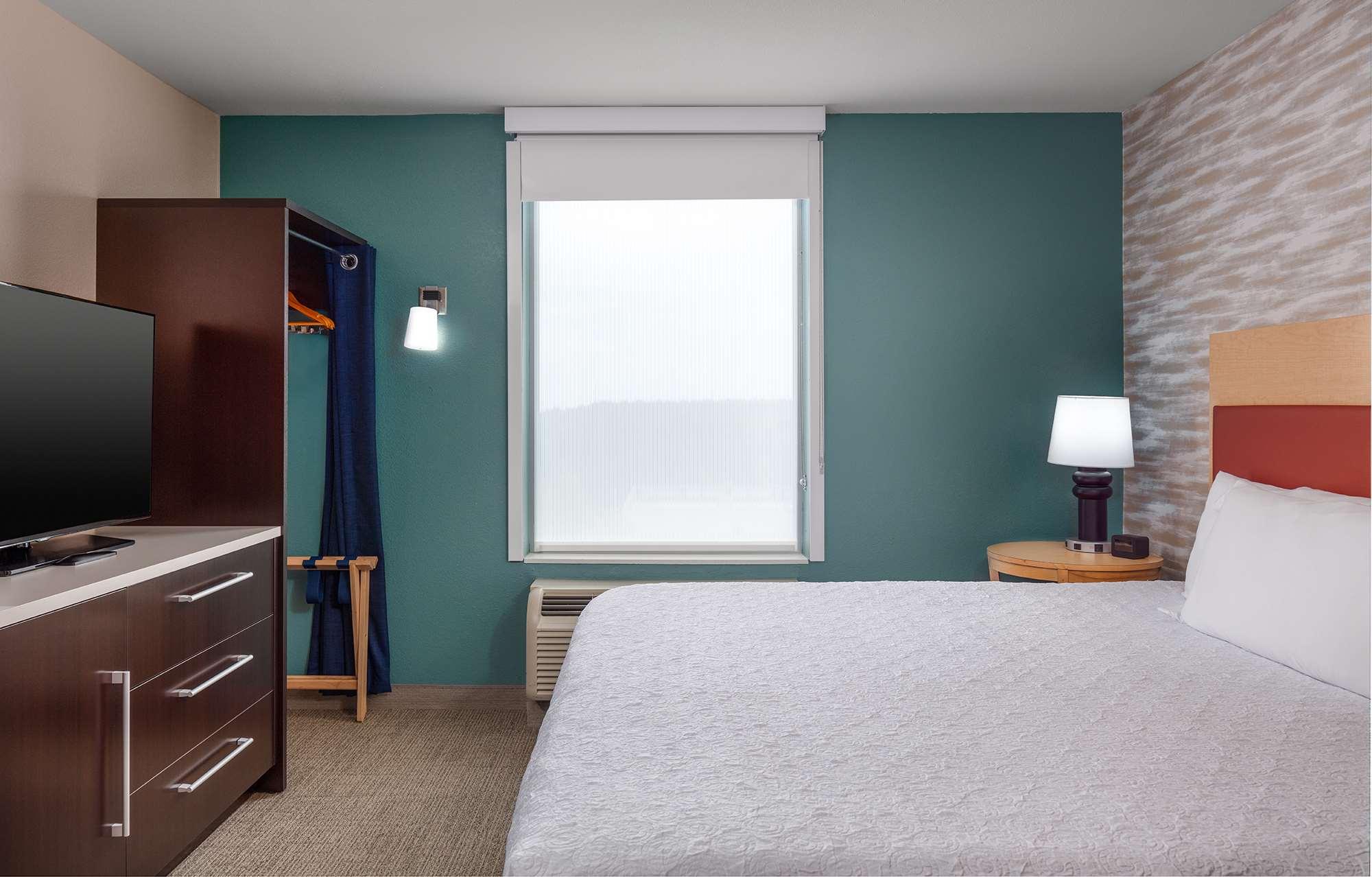STUDIO, SUITE, QUEEN BED, ACCESSIBLE