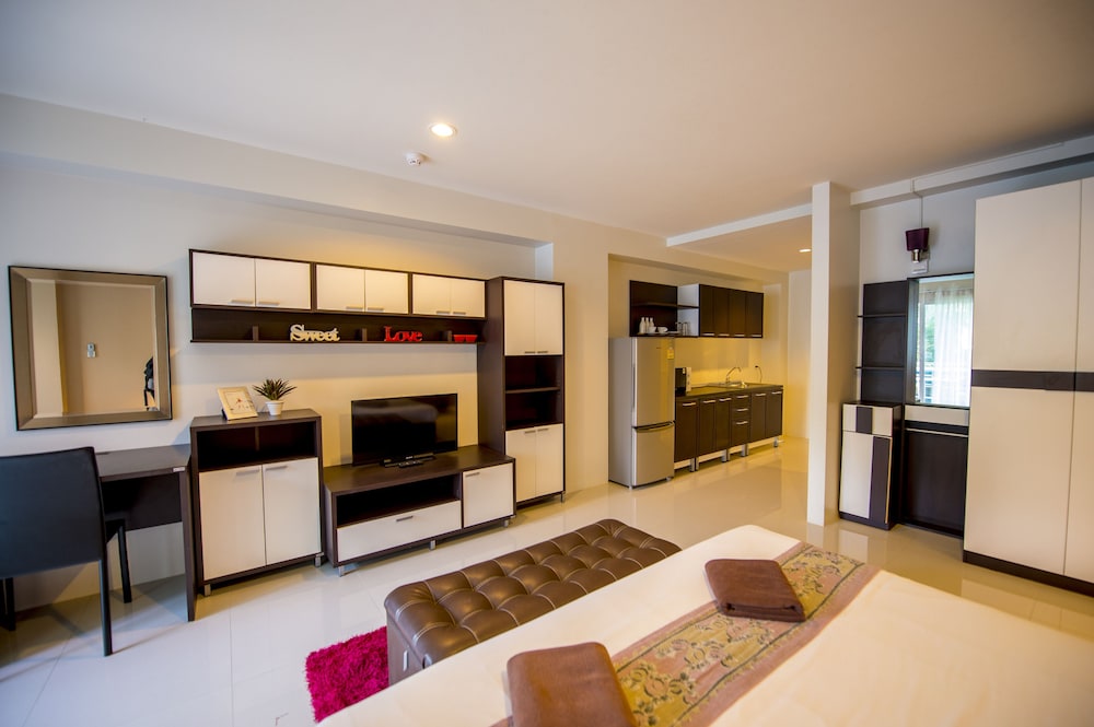 AONANG MOUNTAIN VIEW HOTEL 30/45