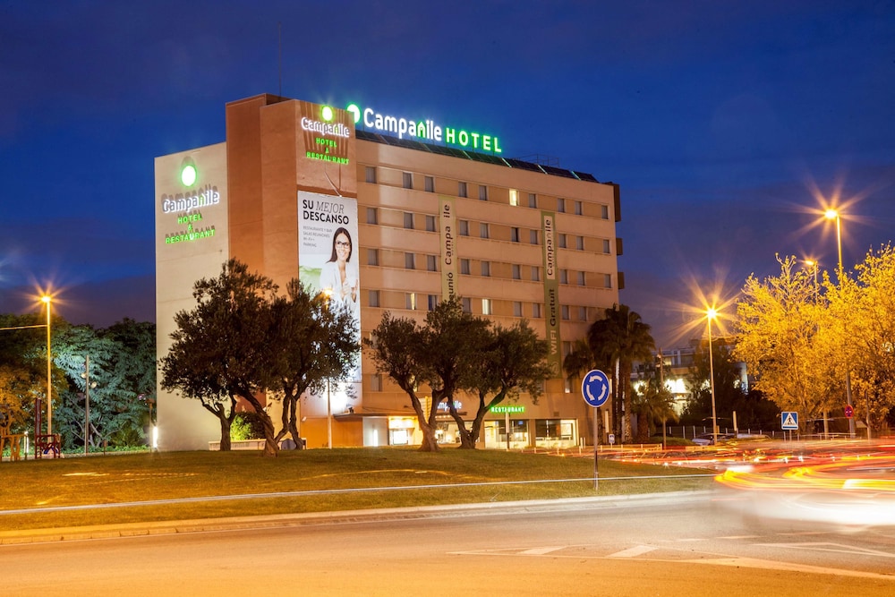 Travelodge BCN Cornella Fira 3/56
