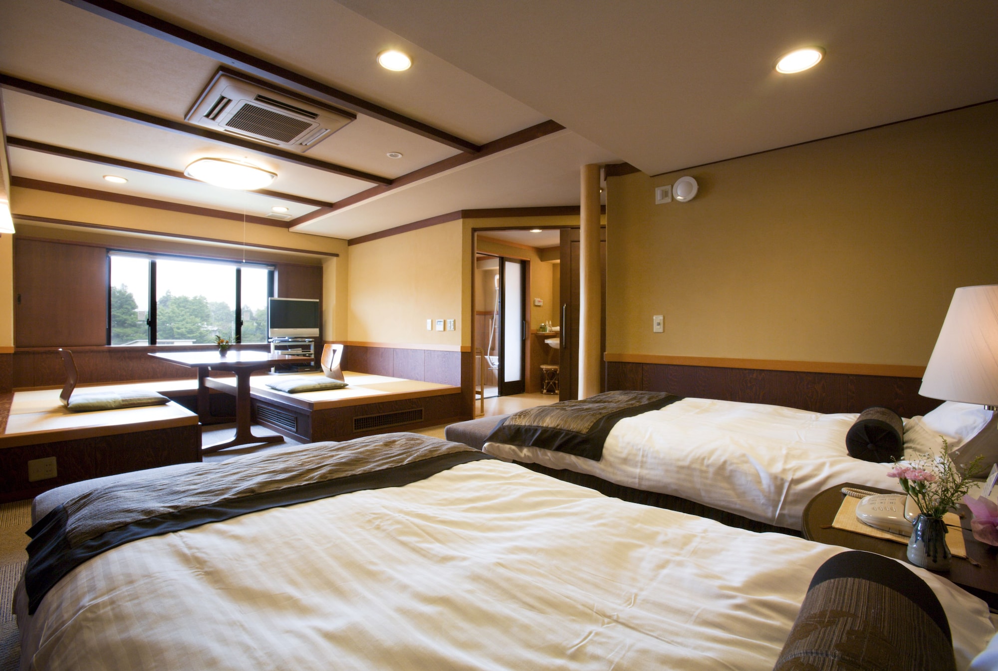 Japanese Western, Twin Beds, 2 Futon Beds, Mountain View, Outdoor Bath, East Wing