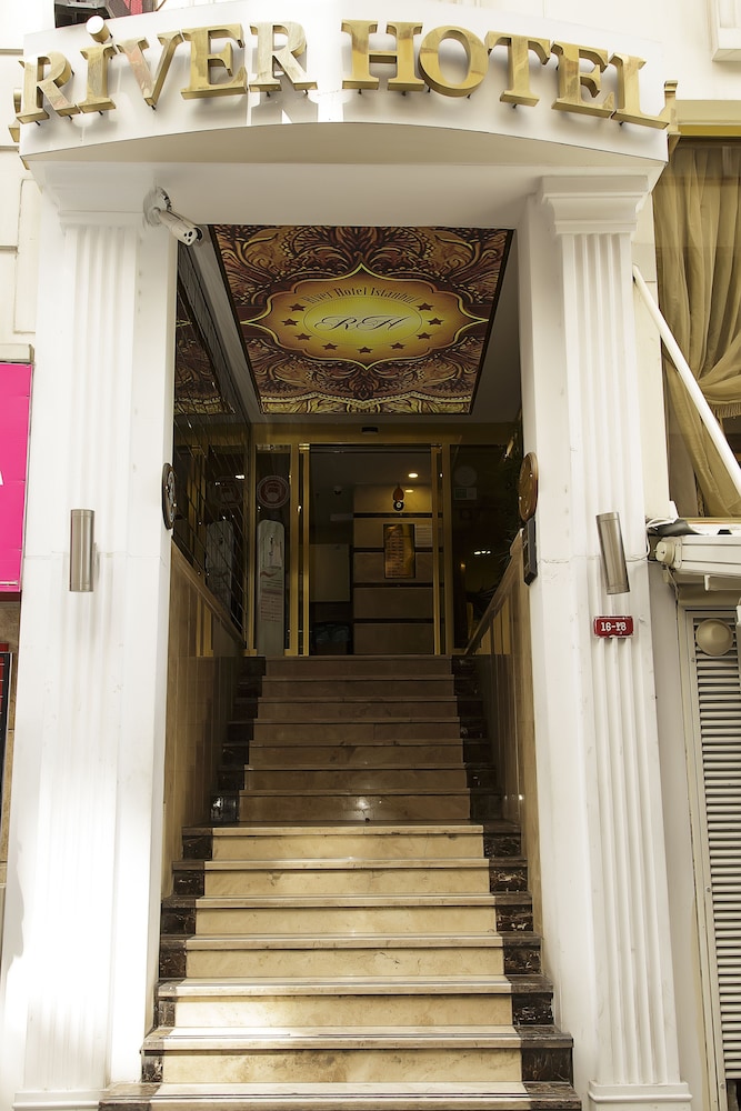 River Hotel in ISTANBUL