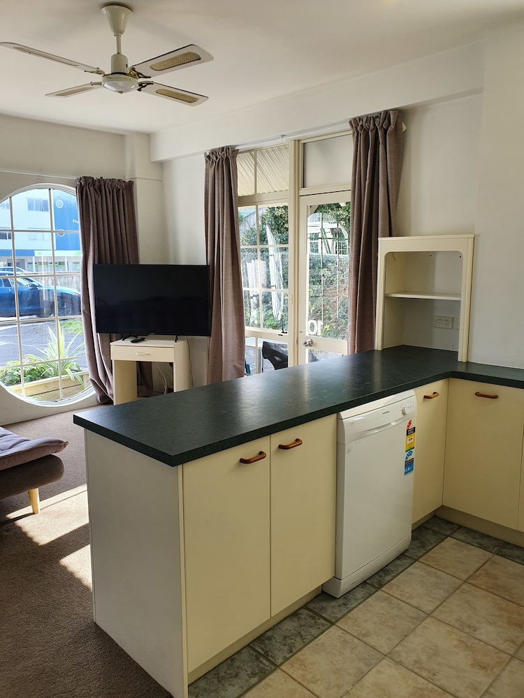 U Studios Paraparaumu, SureStay Collection by Best Western 3/46