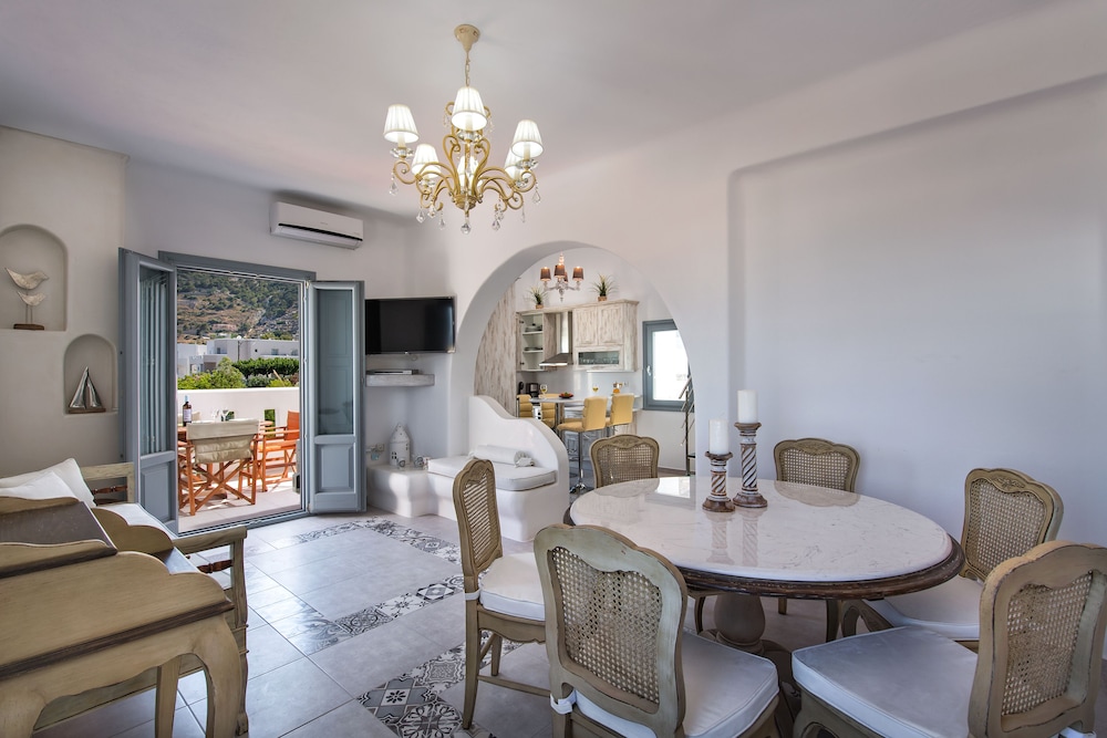 Felicity Villas Santorini Luxury House 18/43