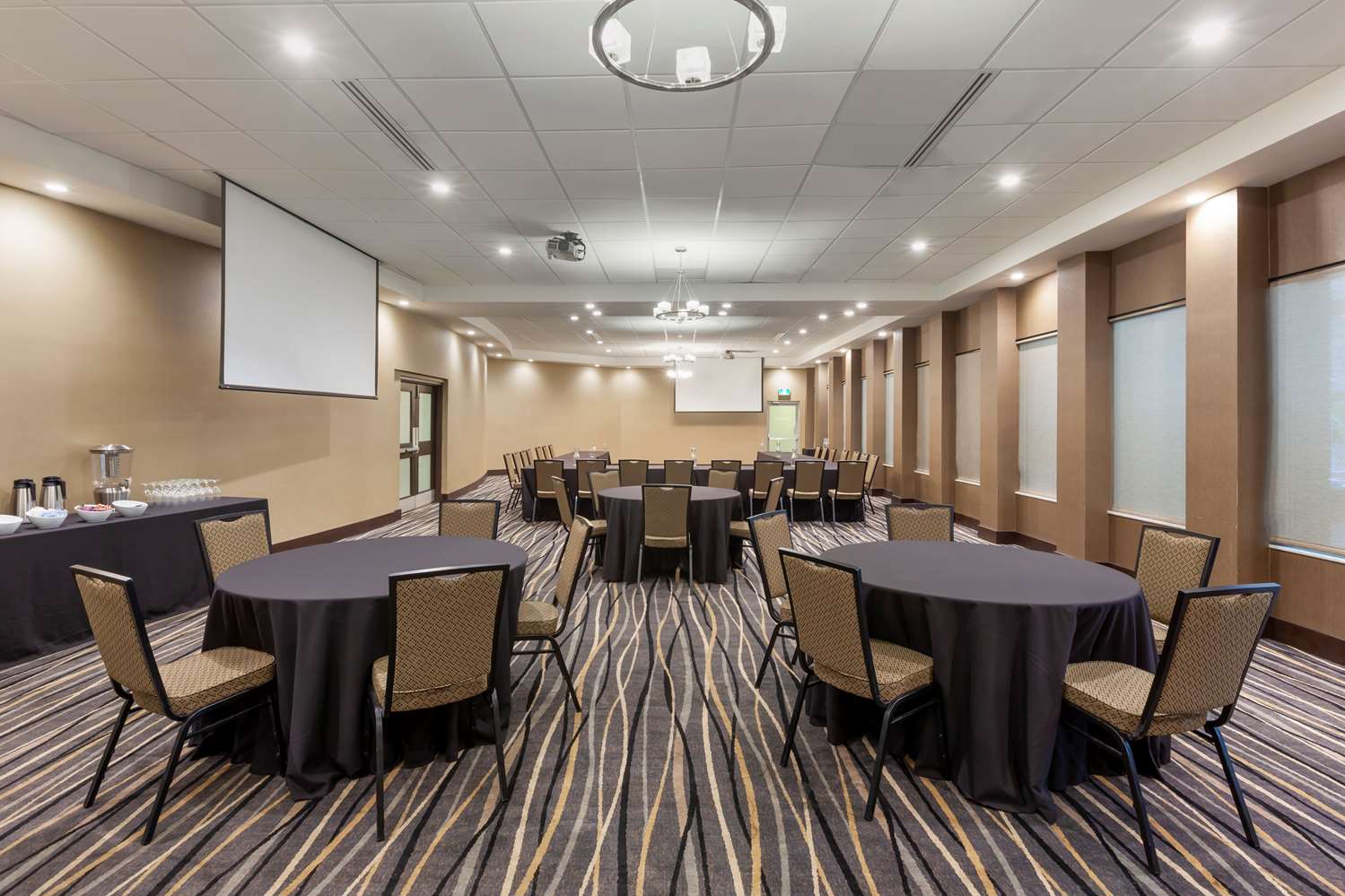 Best Western Plus Leamington Hotel and Conference Centre 16/21