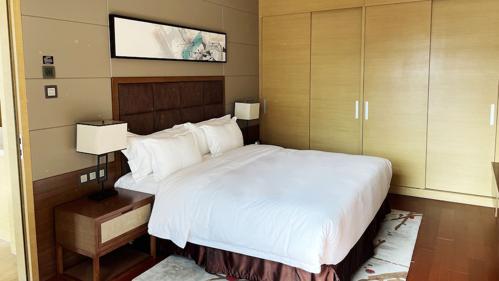 Crowne Plaza Tianjin Meijiangnan 17/49