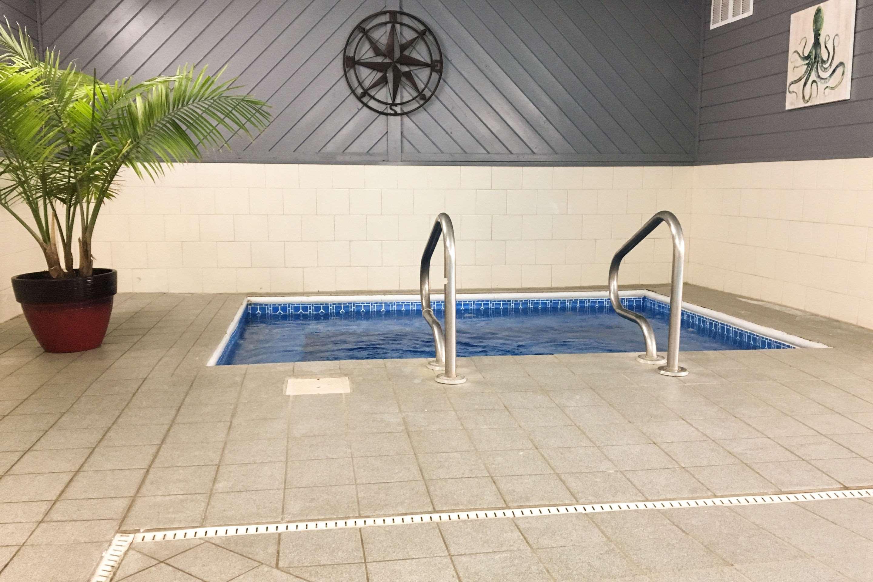 Quality Inn & Suites Lincoln near I-55 5/8