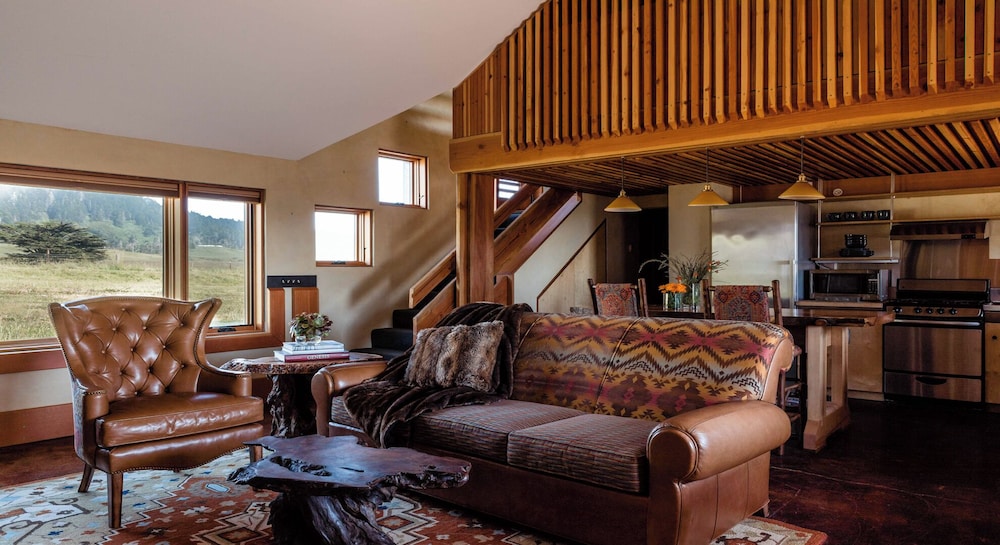 The Inn at Newport Ranch 52/67