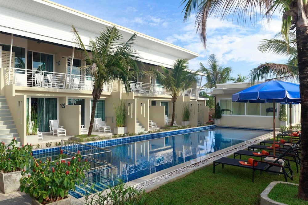 Impress Resort 48/50