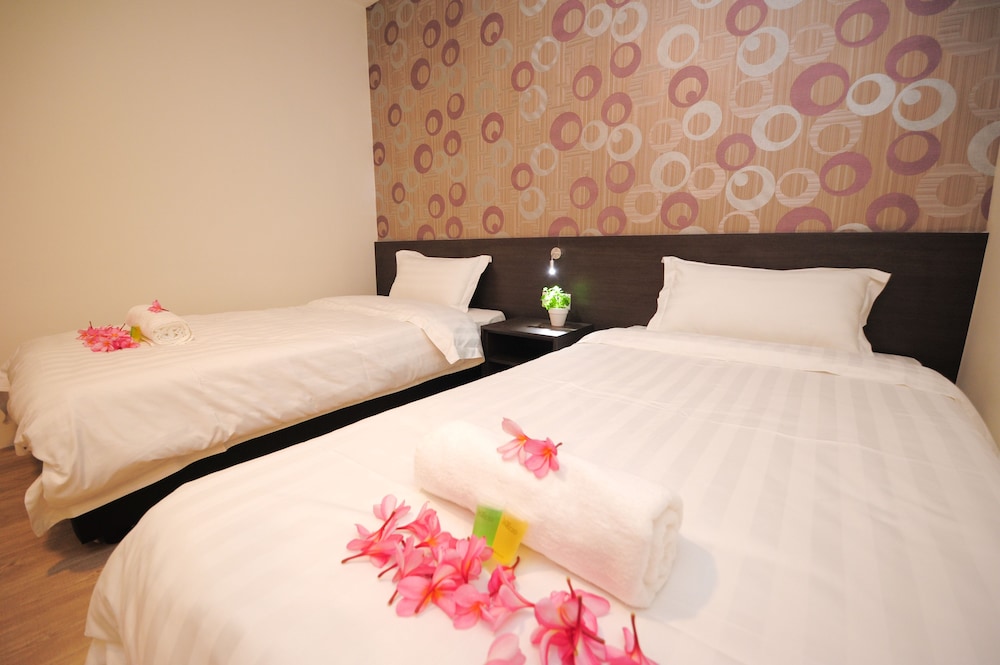 SUPERIOR, TWIN BEDS