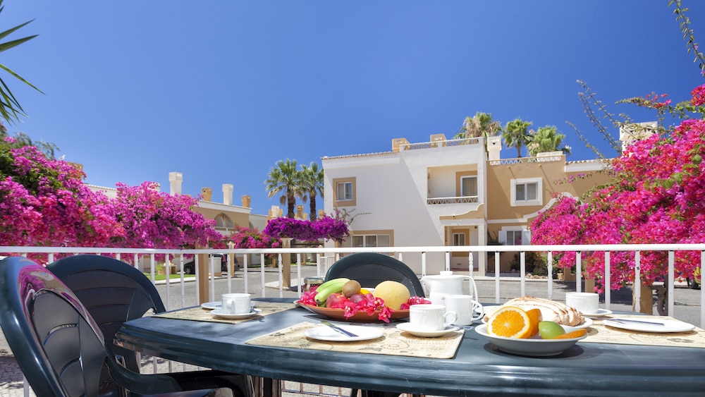 Pestana Palm Gardens in LAGOA