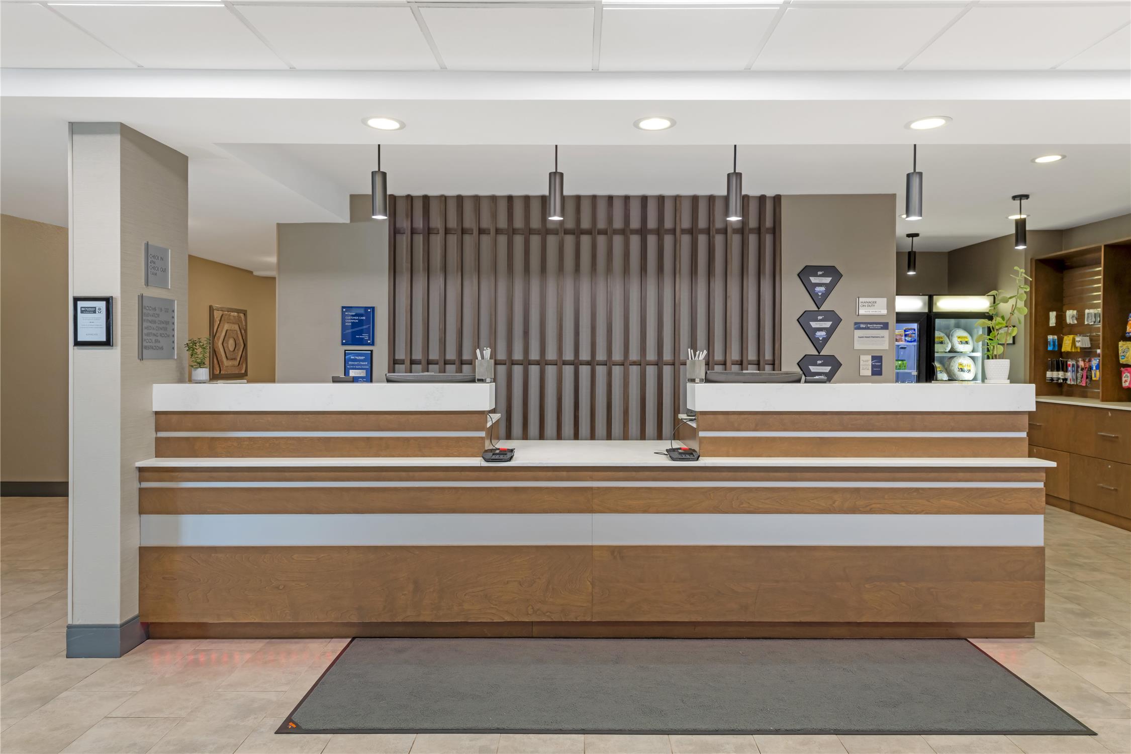 Best Western Plus Isanti 7/41